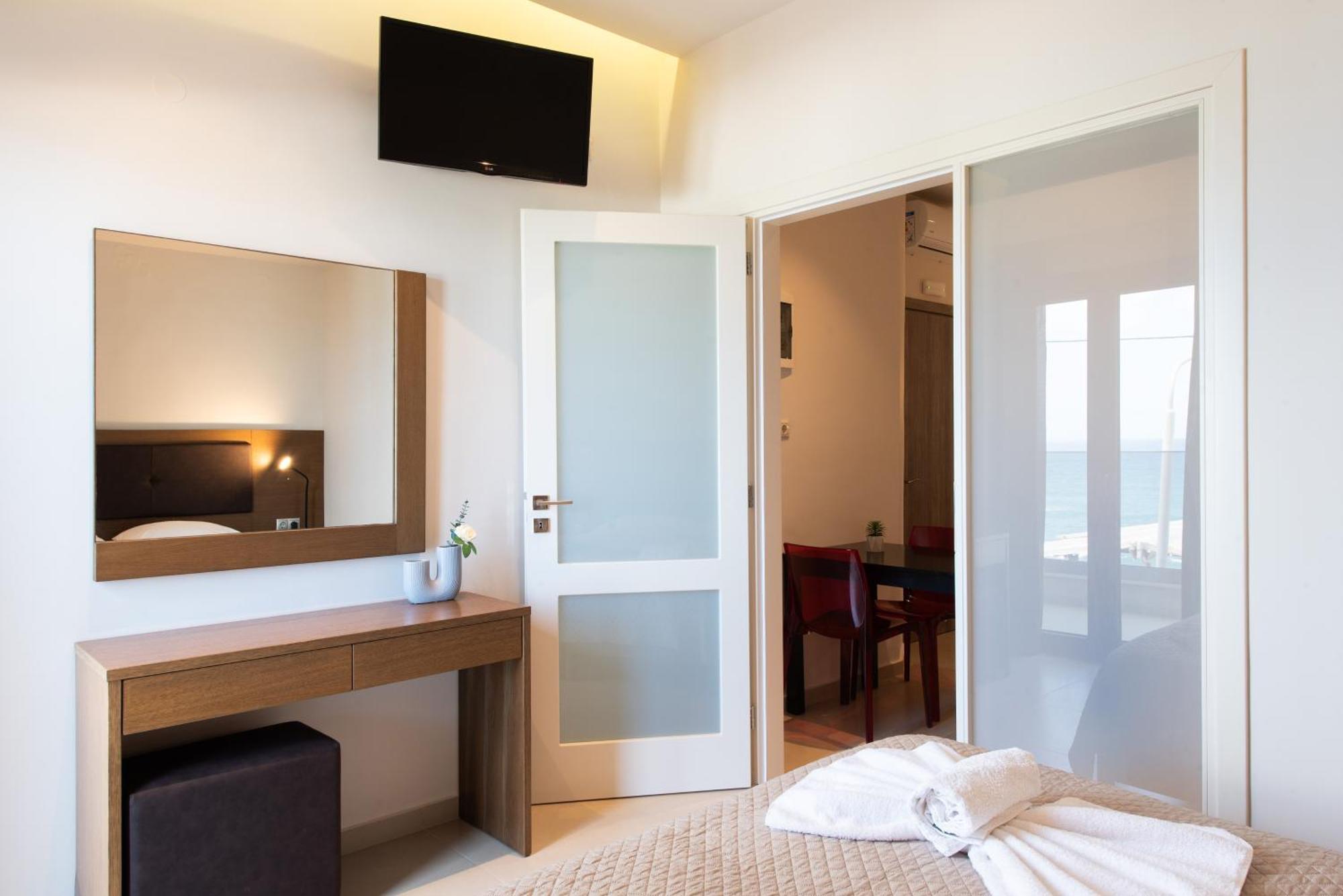 Panasia Seaview Apartments Kokkini Hani 外观 照片